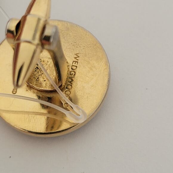 Wedgwood Jasperwear Cufflinks Pin Clip Set Gold Black Tone Horse England Round - Picture 7 of 10